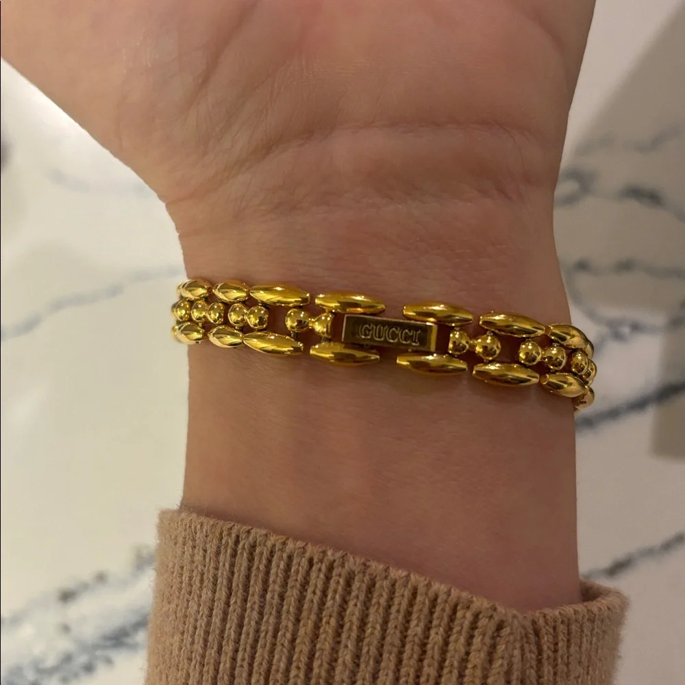 Vintage Gucci Watch - Picture 5 of 8
